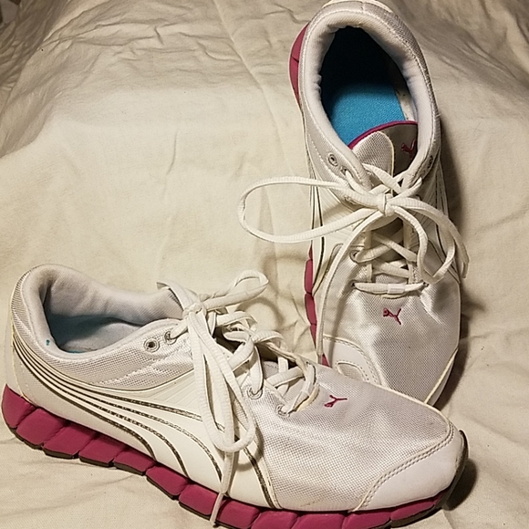 Puma Shoes Sport Lifestyle Running Fuscia Sz 9 Poshmark